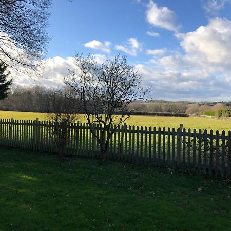 Self Contained Garden Studio With Stunning Views Sissinghurst Exteriör bild